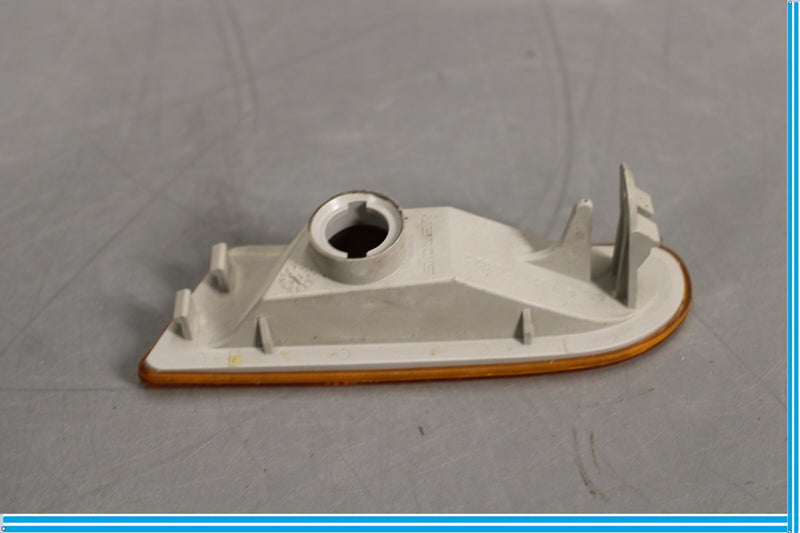 Load image into Gallery viewer, 00-06 Mercedes S500 S600 Front Right Side Bumper Indicator Turn Light Oem
