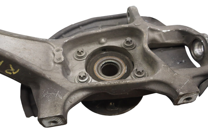 Load image into Gallery viewer, 14-18 Maserati Ghibli M157 Front Right Passenger Side Spindle Knuckle Hub Oem
