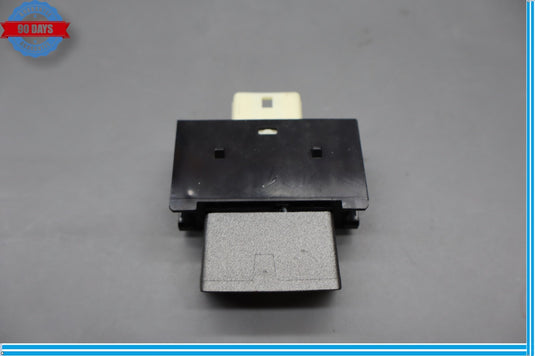07-09 Lexus LS460 Front Hazard Warning Signal Switch 84330-50010 Oem