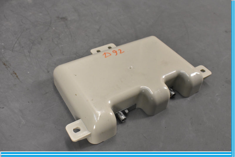Load image into Gallery viewer, 12-18 BMW 650i Rear Right Side Multiband Mounted Antenna Module Unit Oem
