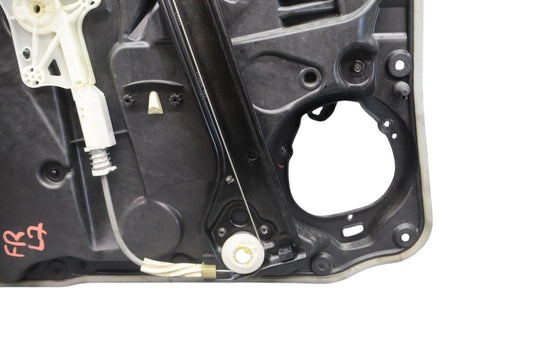 14-18 Mercedes CLA250 C117 Front Right Passenger Side Door Window Regulator Oem