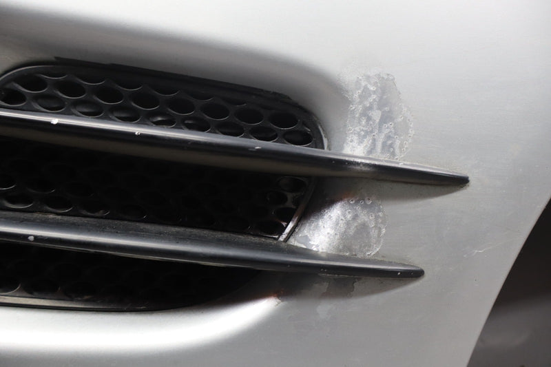Load image into Gallery viewer, 03-08 Mercedes R230 SL500 SL55 AMG Front Right Passenger Side Fender Cover Oem
