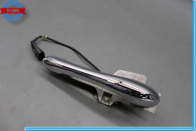 Load image into Gallery viewer, 03-13 Maserati Quattroporte M139 Rear Left Driver Side Exterior Door Handle Oem
