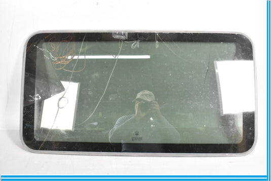 04-08 Maserati Quattroporte Sunroof Sun Roof Sliding Window Glass Oem