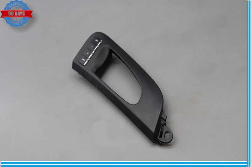 Load image into Gallery viewer, 11-18 Porsche Cayenne 958 Front Right Interior Door Handle Trim 7P5837248 Oem
