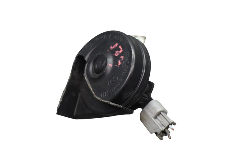 Load image into Gallery viewer, 14-17 Maserati Ghibli M157 Left Side High Tone Note Pitch Horn Siren Oem
