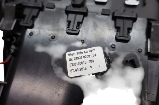 14-21 Maserati Ghibli Quattroporte Front Right Dash Air Vent Grill Cover Oem