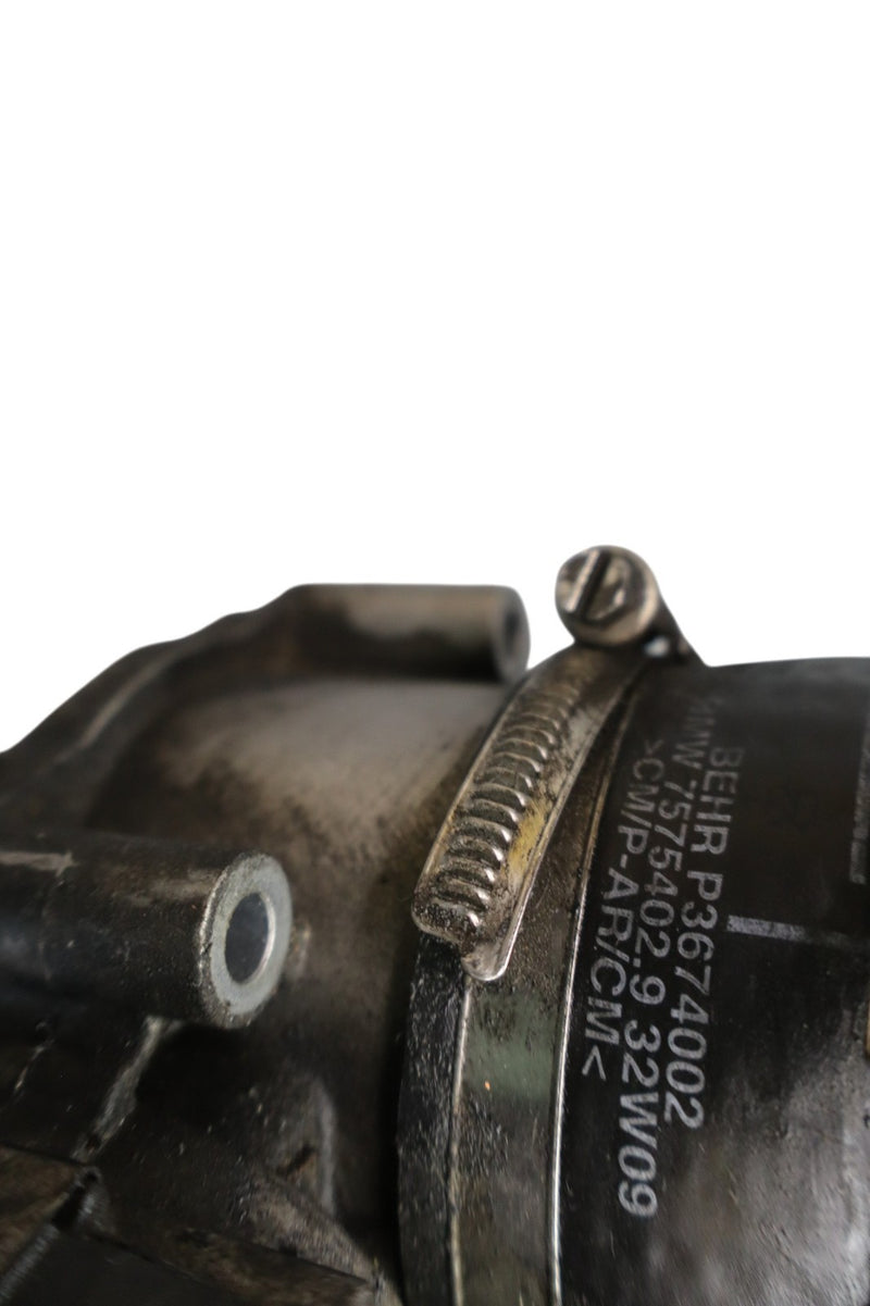 Load image into Gallery viewer, 08-19 BMW 740i 740Li 750i 750Li Engine Air Inlet Throttle Body Assembly Oem
