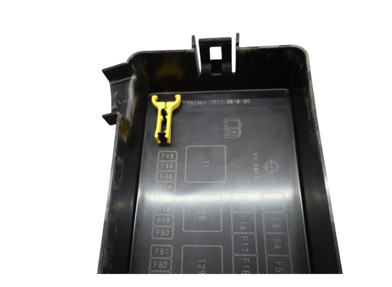 Load image into Gallery viewer, 14-17 Maserati Ghibli Rear Power Distribution Fuse Relay Box 670109664 Oem
