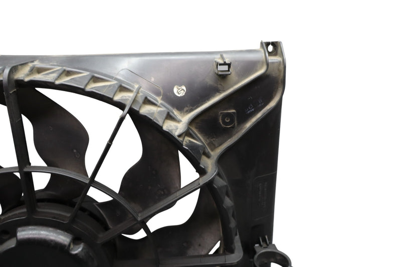Load image into Gallery viewer, 09-16 Hyundai Equus  Engine Motor Cooling Radiator Fan Assembly Oem

