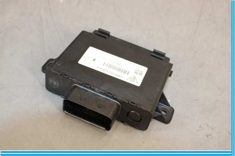 Load image into Gallery viewer, 11-18 Porsche Cayenne Voltage Converter Control Module Unit Oem
