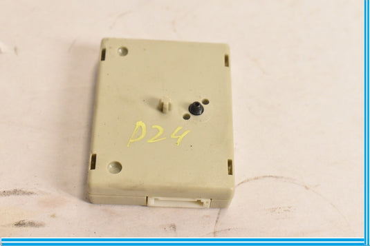 09-12 BMW 750i 750Li F01 F02 Trap Circuit Antenna Amplifier 213675-10 Oem