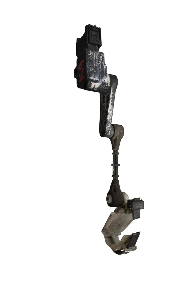 Load image into Gallery viewer, 10-21 Jaguar X152 F-Type Rear Right or Left Suspension Height Level Sensor Oem
