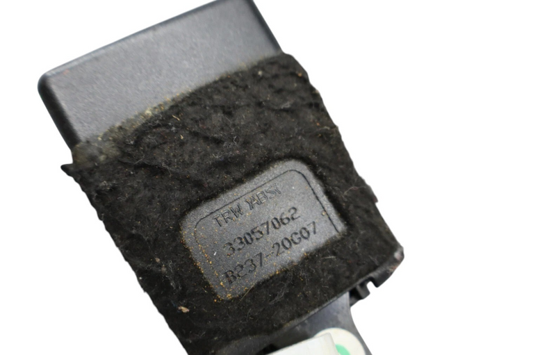 Load image into Gallery viewer, 03-13 Maserati Quattroporte M139 Front Right Side Seat Belt Buckle 33057062 Oem
