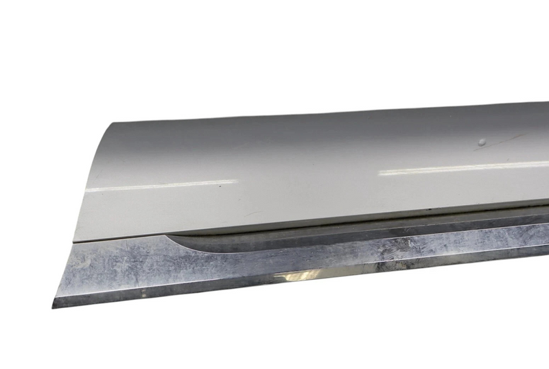 Load image into Gallery viewer, 11-17 Volkswagen Touareg Rear Left Driver Side Lower Door Molding 7P6854949H Oem
