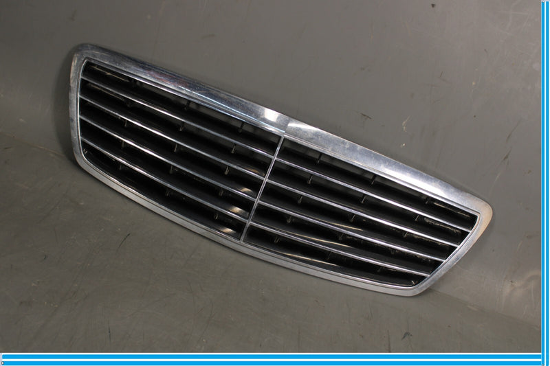 Load image into Gallery viewer, 00-06 Mercedes W220 S500 Front Radiator Hood Center Grille A2208800383 Oem
