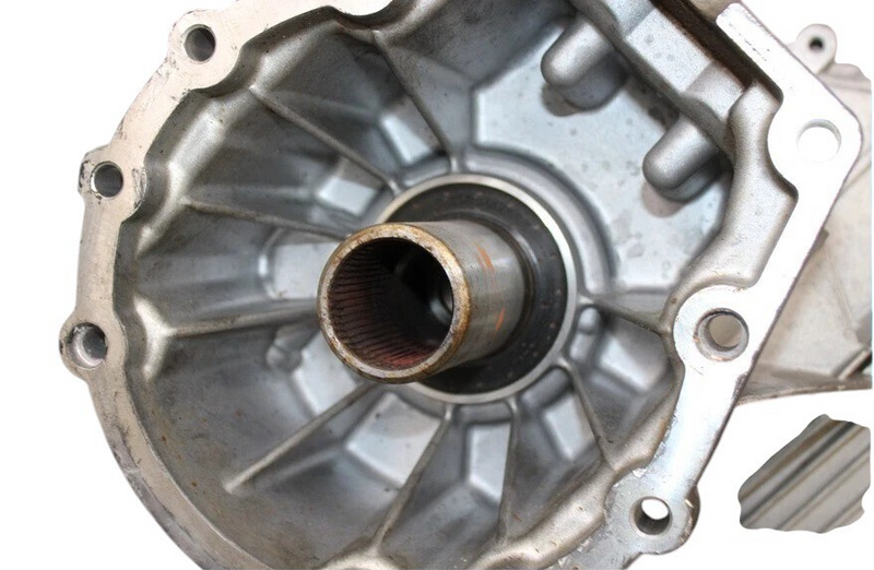 Load image into Gallery viewer, 11-15 Volkswagen VW Touareg Hybrid Transmission Transfer Case Gear Box OEM
