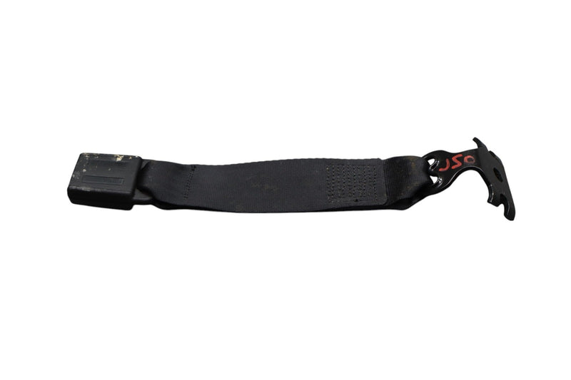 Load image into Gallery viewer, 14-19 Maserati Ghibli Rear Centre Seat Belt Seatbelt Buckle 627121900 Oem
