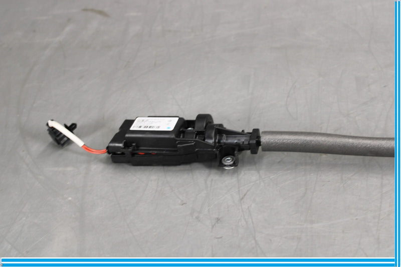 Load image into Gallery viewer, 11-18 Audi A8 Front Right Passenger Side Seat Belt Height Adjuster Motor Oem
