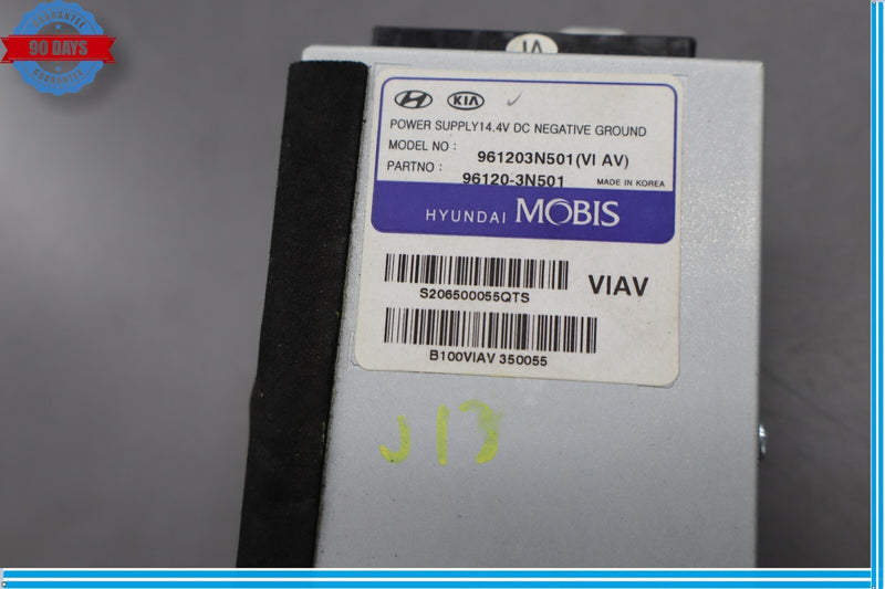 Load image into Gallery viewer, 11-13 Hyundai Equus Dash Instrument Panel USB Interface Control Module Unit Oem
