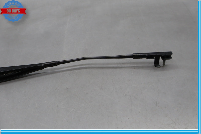Load image into Gallery viewer, 14-21 BMW i3 I01 Front Right Passenger Side Windshield Wiper Arm Black Oem

