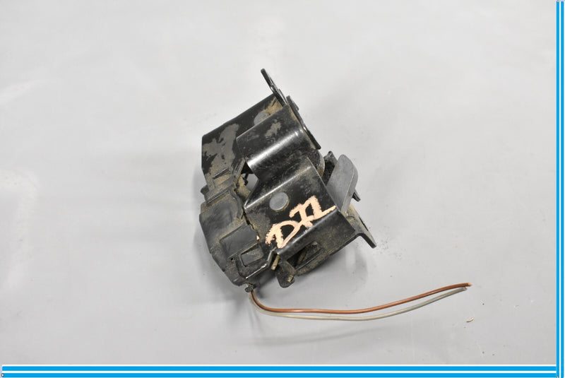 Load image into Gallery viewer, 00-06 Mercedes S500 S600 W220 Left Engine Hood Lock Latch Oem
