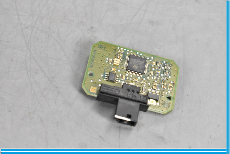 Load image into Gallery viewer, 06-13 Volvo C70 Front Windshield Rain Sensor Control Module 31214359 Oem
