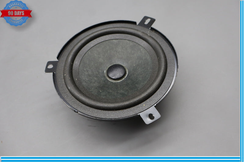 Load image into Gallery viewer, 14-17 Maserati Ghibli Quattroporte Front or Rear Side Door Sound Speaker Oem
