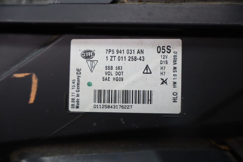 Load image into Gallery viewer, 11-14 Porsche Cayenne 958 Front Left Driver Side Headlight Lamp Oem
