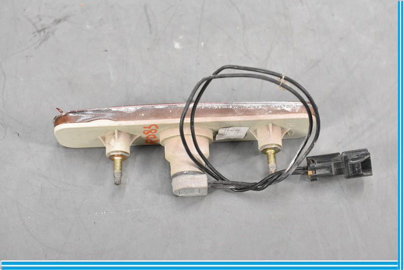 Load image into Gallery viewer, 03-12 Maserati Quattroporte Rear Right Bumper Side Marker Turn Signal Oem
