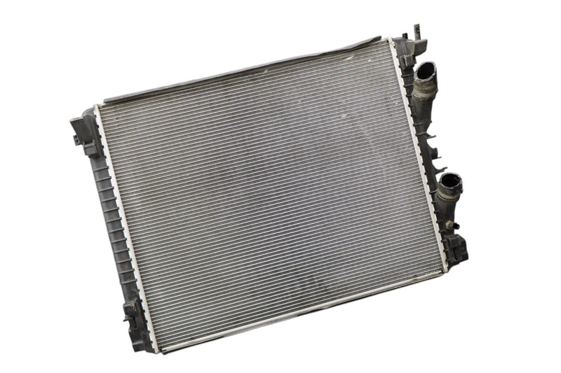 Load image into Gallery viewer, 14-22 Maserati Ghibli Engine Coolant Cooling Water Radiator 670038340 OEM
