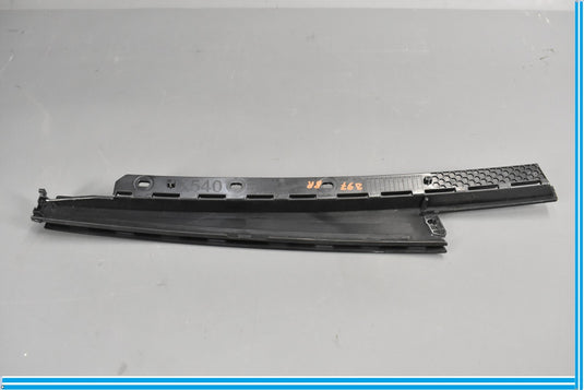 18-20 Jaguar E-Pace Rear Right Side Door Window B Pillar Trim Molding Oem