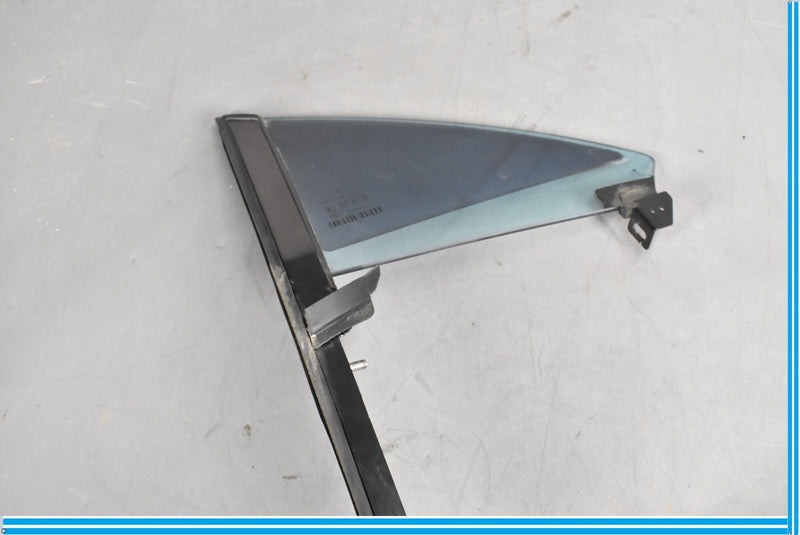 Load image into Gallery viewer, 06-11 Mercedes CLS550 CLS500 W219 Rear Left Side Quarter Door Window Glass Oem
