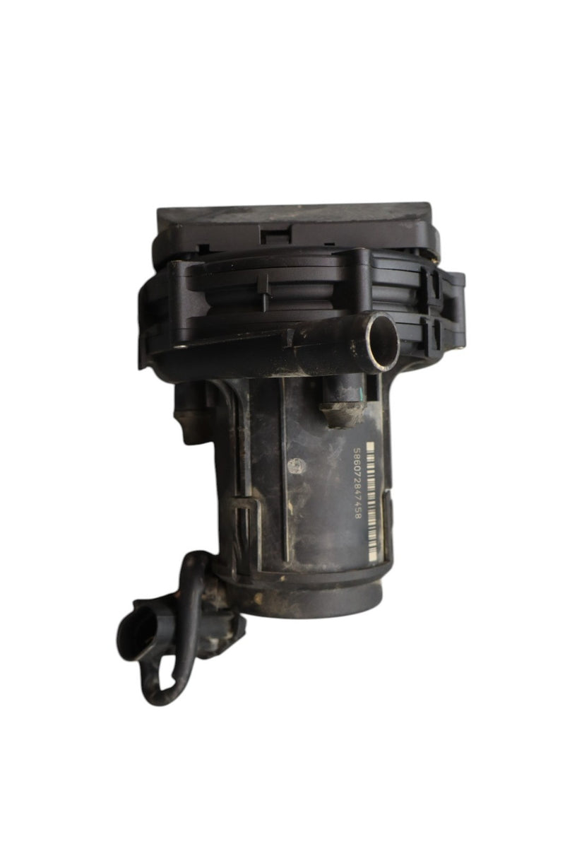 Load image into Gallery viewer, 03-12 Maserati Quattroporte Smog Secondary Air Injection Pump 72247204 Oem
