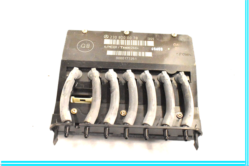 Load image into Gallery viewer, 03-06 Mercedes SL500 SL600 R230 Front Right Passenger Seat Valve Block Oem
