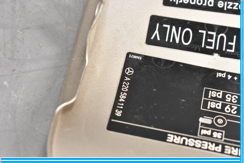 Load image into Gallery viewer, 00-06 Mercedes S500 S600 W220 Fuel Gas Tank Door Lid Cover Oem
