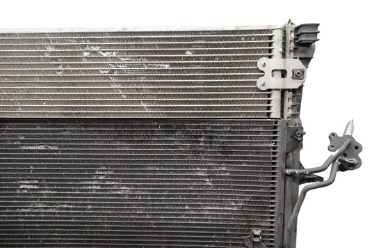 07-15 Audi Q7 3.0L Front Engine Coolant Cooling Radiator Assembly 7L6121253B Oem