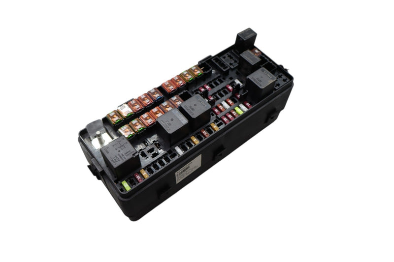 Load image into Gallery viewer, 14-17 Maserati Ghibli Engine Power Junction Distribution Fuse Relay Box Oem
