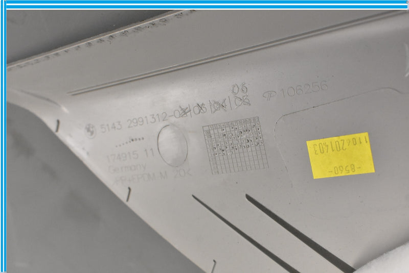 Load image into Gallery viewer, 12-15 BMW E84 X1 Rear Right Passenger Side D-Pillar Trim Cover Panel Oem
