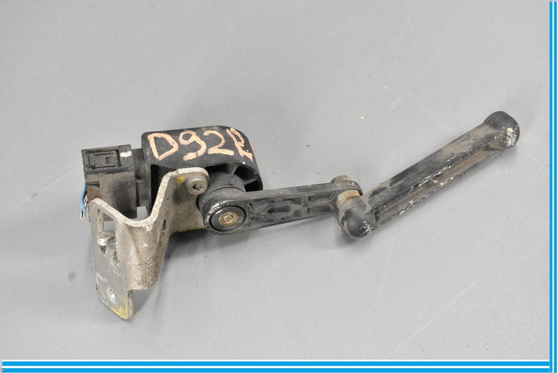 Load image into Gallery viewer, 12-19 BMW F12 F13 640i 650i Rear Right Side Suspension Level Sensor Link Rod Oem
