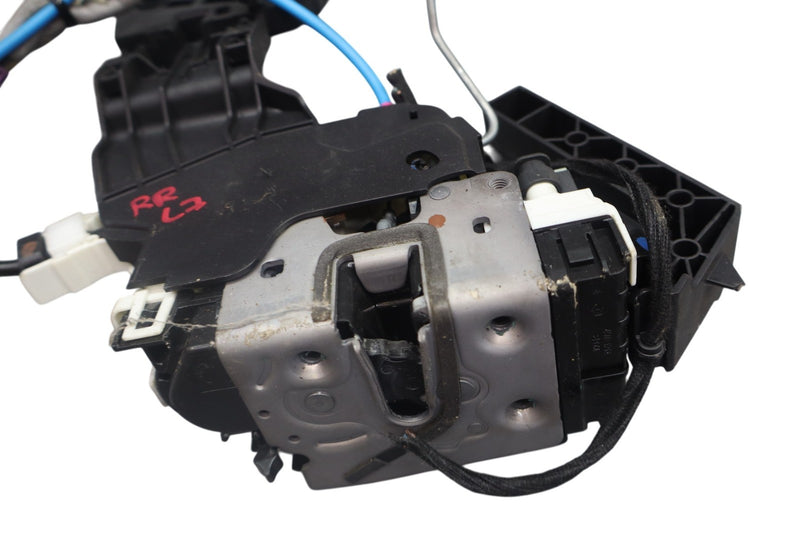 Load image into Gallery viewer, 06-19 Mercedes CLA250 ML350 GL450 Rear Right Door Lock Latch Actuator Oem
