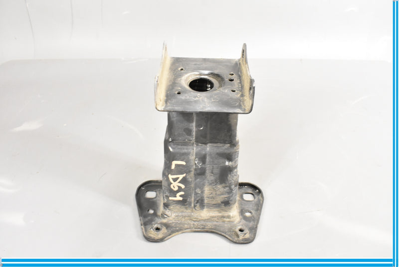 Load image into Gallery viewer, 07-12 Mercedes GL450 GL550 X164 Front Left Bumper Reinforcement Bar Bracket Oem
