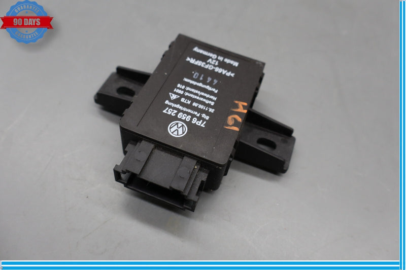 Load image into Gallery viewer, 11-18 Volkswagen VW Touareg Backrest Release Control Module Unit ECU Oem
