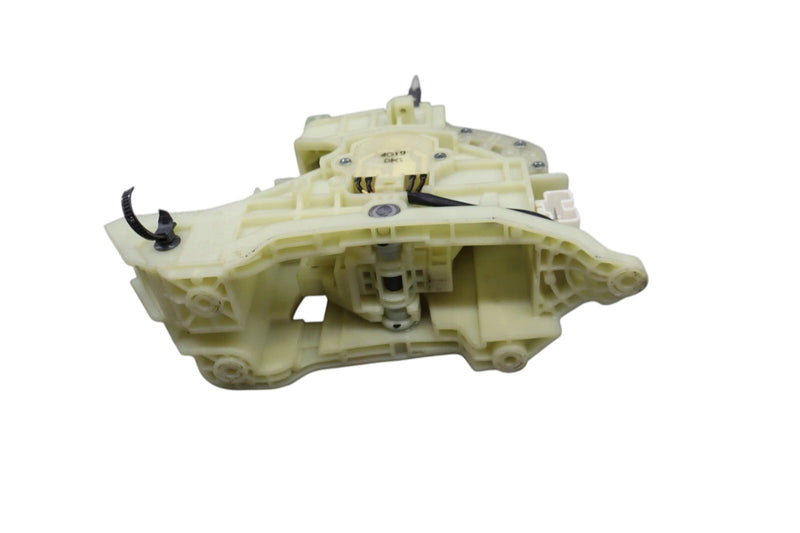 Load image into Gallery viewer, 15-17 Hyundai Genesis Automatic Gear Shifter Floor Selector Assembly Oem
