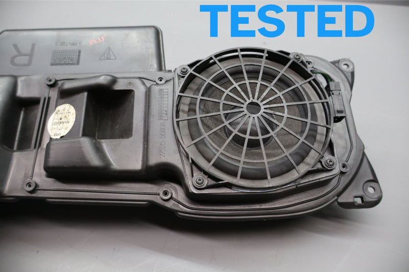 Load image into Gallery viewer, 97-04 Porsche Boxster 986 Front Right Door Speaker Woofer Box 99664555200 Oem
