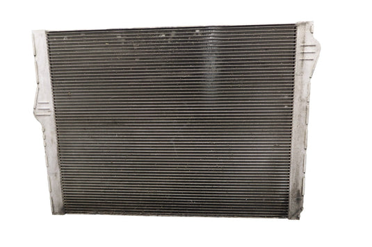 09-15 BMW 750i 750Li xDrive Engine Cooling Cooler Radiator Assembly Oem
