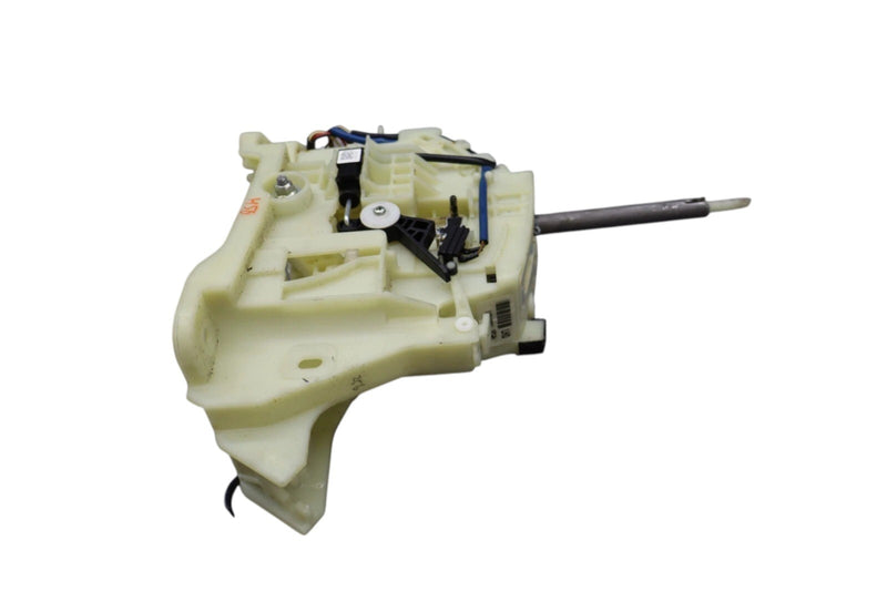 Load image into Gallery viewer, 15-17 Hyundai Genesis Automatic Gear Shifter Floor Selector Assembly Oem

