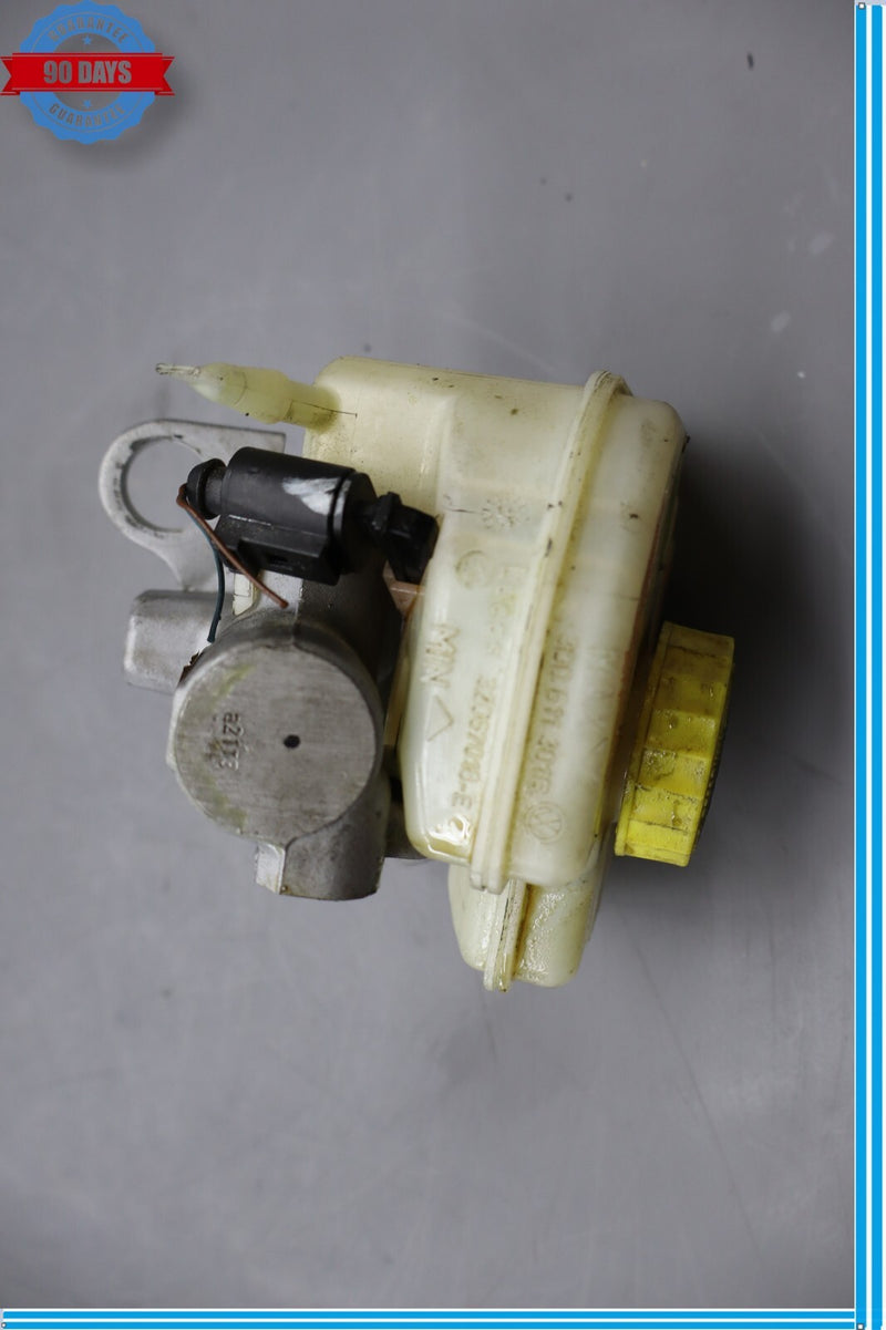 Load image into Gallery viewer, 03-12 Bentley Continental GTC Flying Spur Brake Booster Master Cylinder Oem
