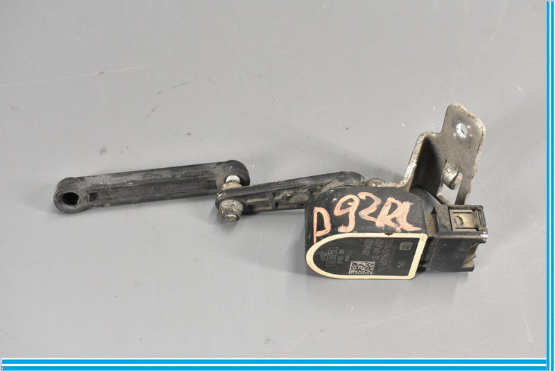 Load image into Gallery viewer, 09-15 BMW 750i 650i F01 F02 Rear Left Driver Suspension Height Level Sensor Oem
