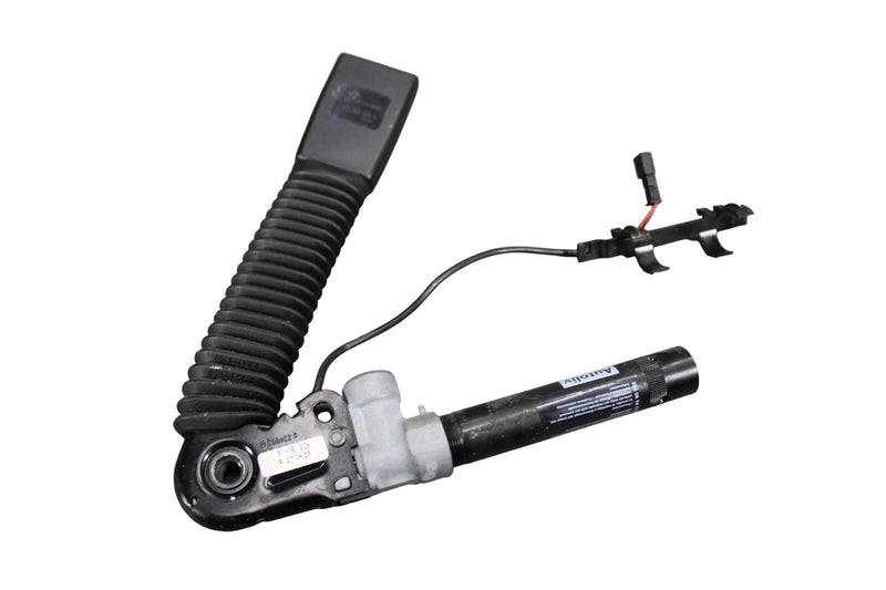 Load image into Gallery viewer, 09-17 BMW 750i 750Li 535i GT	Front Right Passenger Side Seat Belt Buckle Oem
